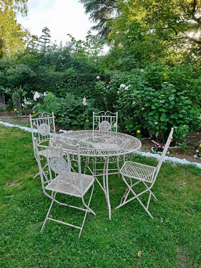 Maison Wezembeek-Oppem Bagian luar foto